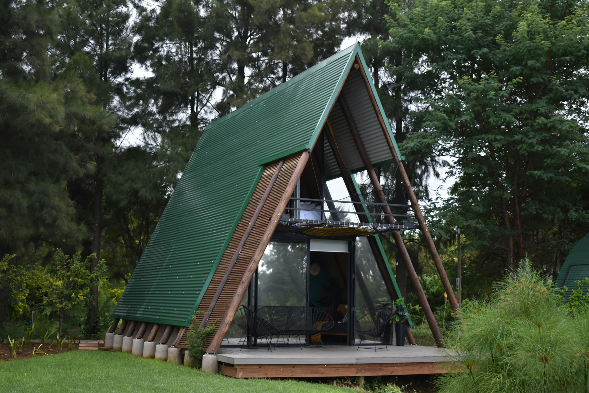 drewniany-dom-na-ramie-a